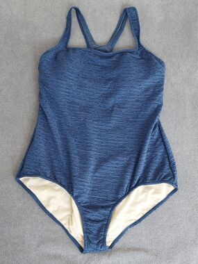 NWT Penbrooke Krinkle One Piece Swimsuit Women 26W Denim Blue Chlorine Proof